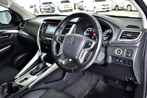 2017 Mitsubishi Pajero Sport 2.4 (ปี 15-18) GLS LTD SUV AT