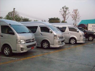 รถตู้วีไอพี รถบัสสองชั้น บัสเทค ให้เช่า พร้อมคนขับ